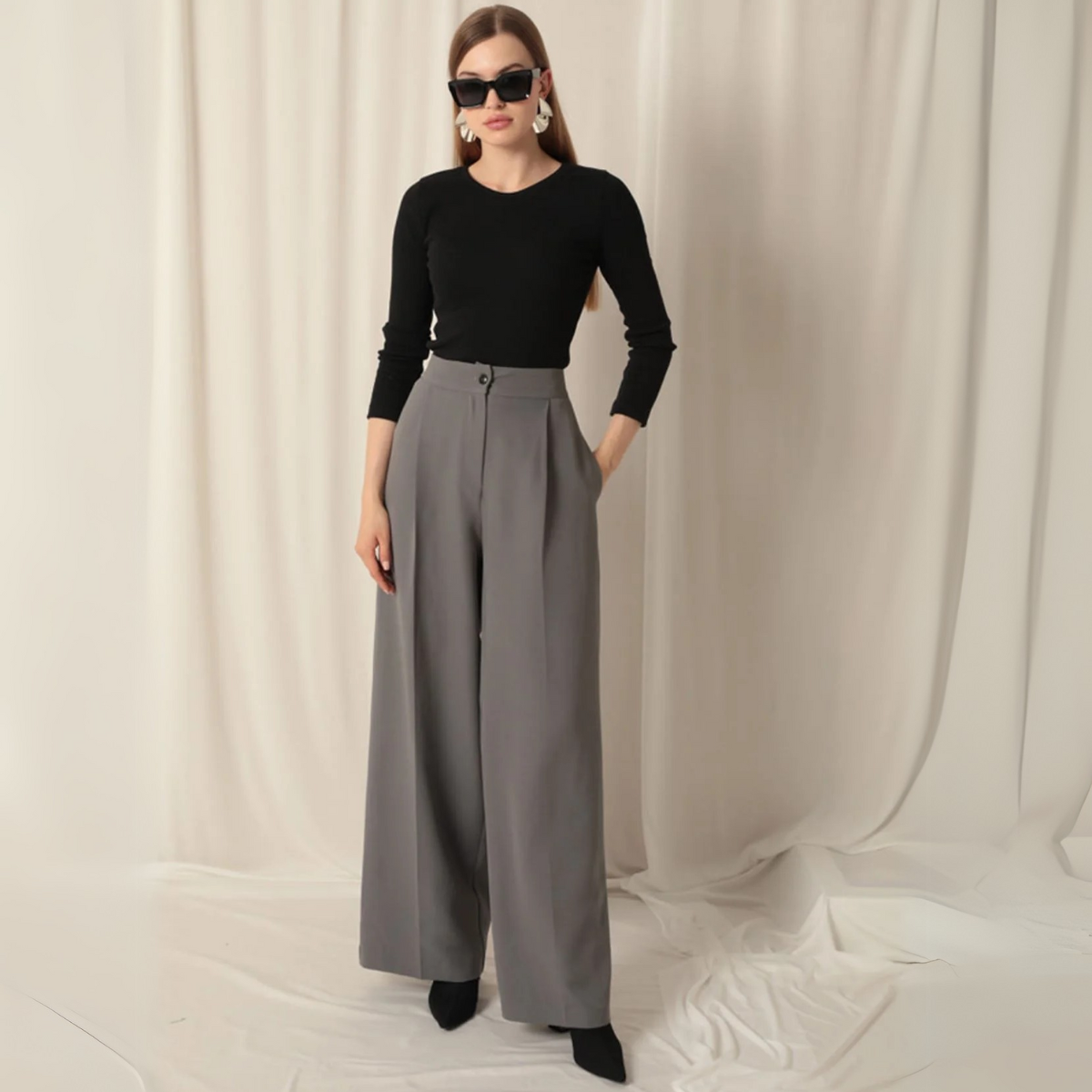 Wide-Leg Pants (Grey)