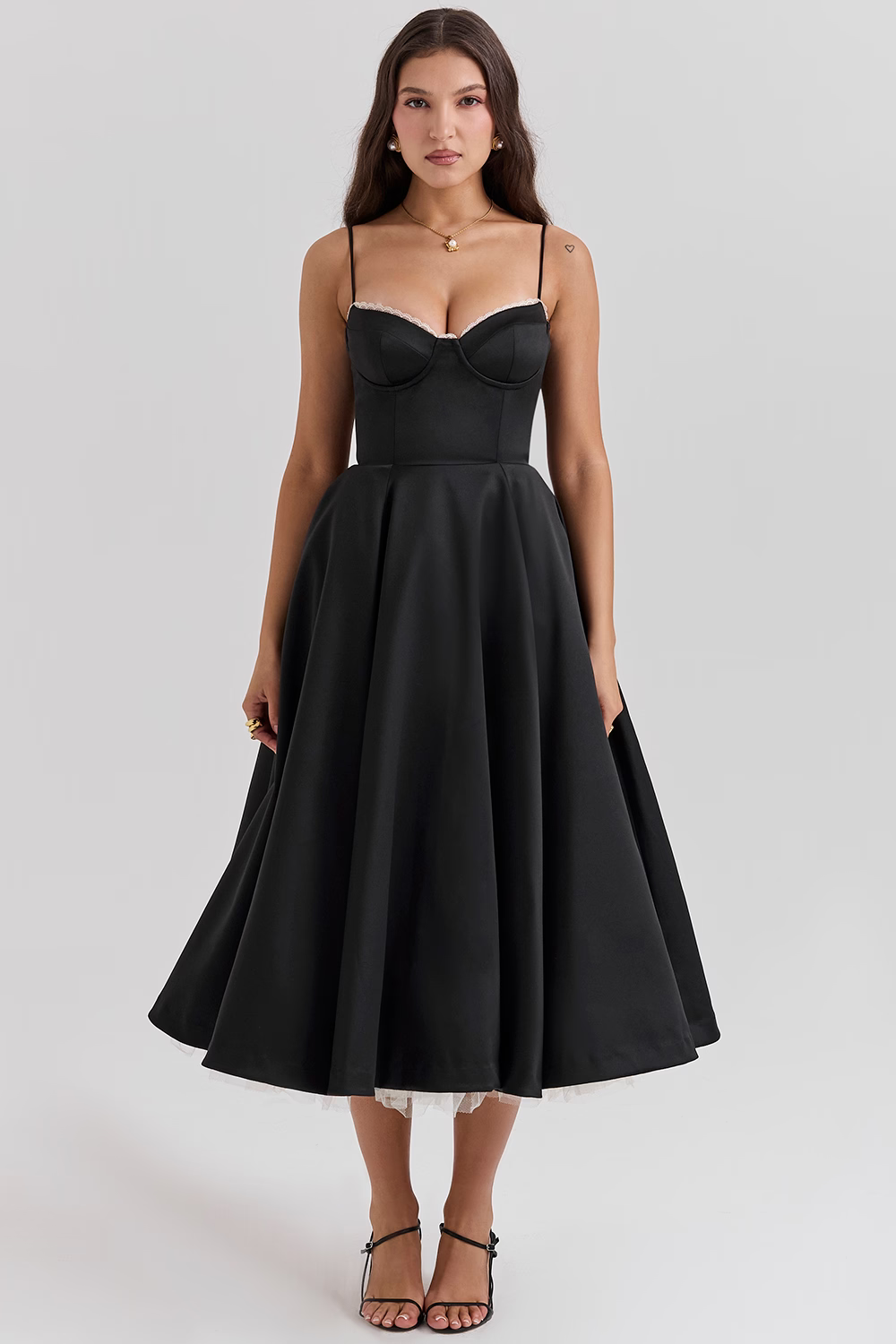 Vestido midi clásico (negro)